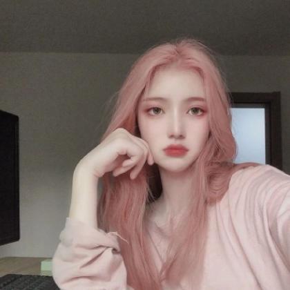 成熟女生qq头像，冷酷最有气质的长发美女