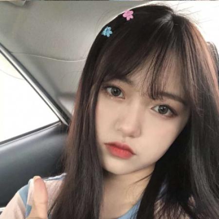 清爽气质成熟闺蜜女生头像，长发太漂亮了