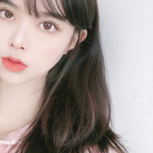 长发个性气质美女头像，漂亮迷失在一瞬的永恒