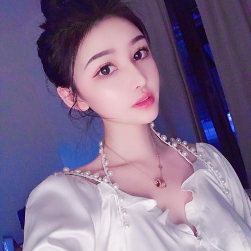 侧颜长发图片头像真实美女头像，喜欢用上何必念念不忘