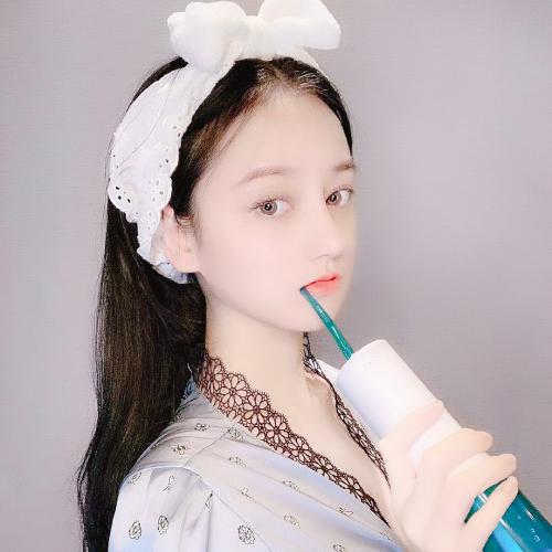 侧颜长发图片头像真实美女头像，喜欢用上何必念念不忘