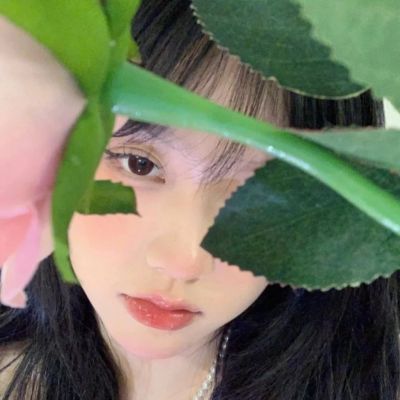 清新网红图片女生头像，温柔多情迷人眼眸，清凉透心的夏日风情