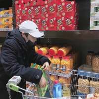 男人就是女人的赚钱的工具 伤感头像男生高清独一无二