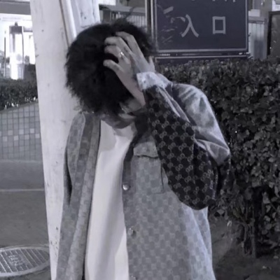 帅气的男生微信头像，男生必须努力奔跑