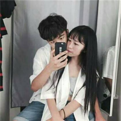 潮男潮女情侣头像，青春是一场美丽的游戏