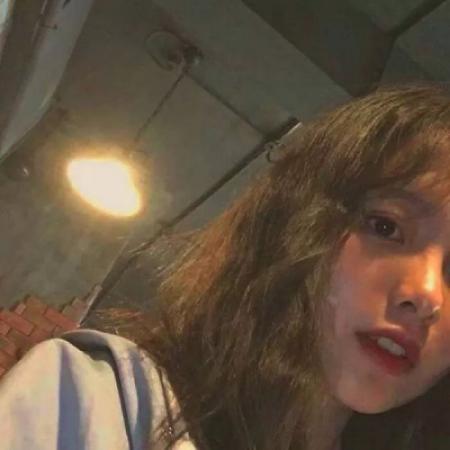 很狂野的女生头像，潮流范十足的个性女生