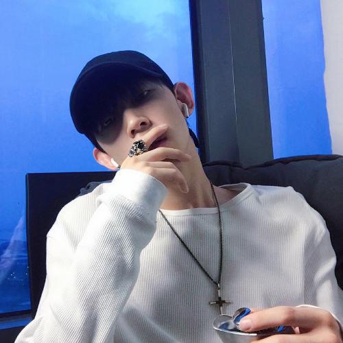 耐看的微信男生头像2021，怎么看也看不够的不换还等什么