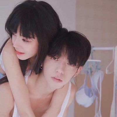 文艺的情侣头像情侣专用微信，你吻过我的唇注定是我的人