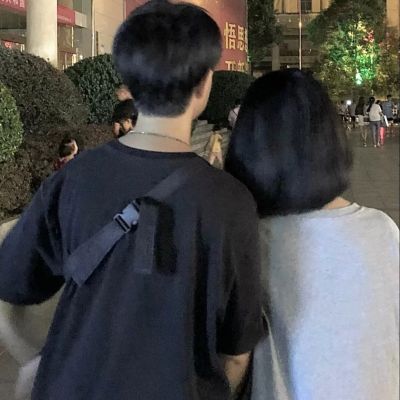 情侣头像时尚潮流两人，风景不再属于你一个人的了