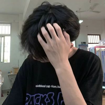 2021最潮头像男，成熟稳重的男人