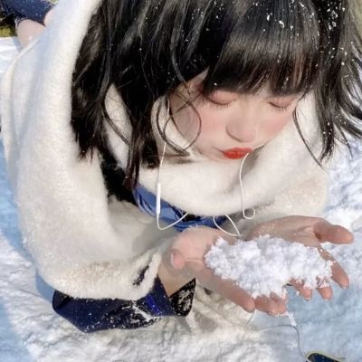 冬日女生微信头像，适合冬天用的微信头像