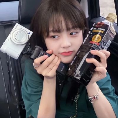 女生头像御姐范漂亮，夜深人静的时候挑选一下