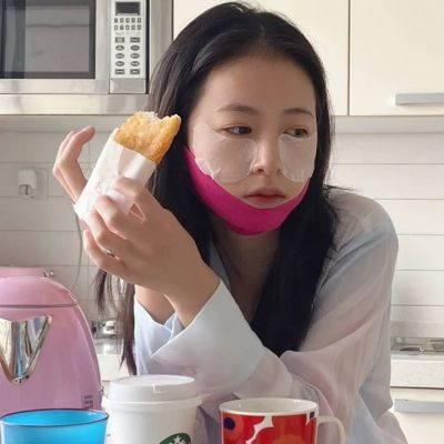 女生头像御姐范漂亮，夜深人静的时候挑选一下