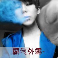 伤感抽烟图片男生头像,我心疼到心碎可不可以