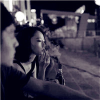 颓废抽烟女生头像,颓废堕落伤感寂寞的女人