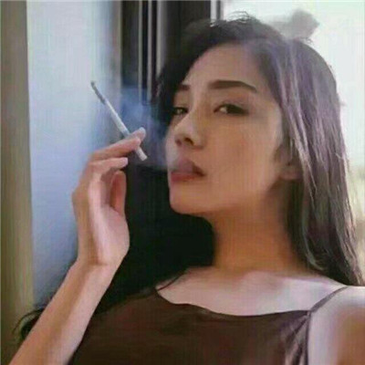 快手头像女生霸气抽烟，最流行的快手社会头像女