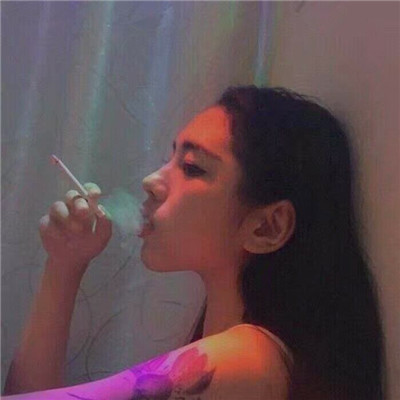 快手头像女生霸气抽烟，最流行的快手社会头像女