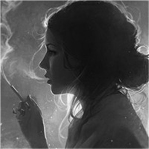 好看黑白抽烟寂寞伤感女生头像 一切都是过去了
