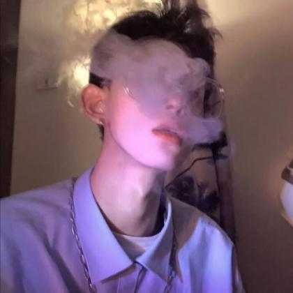 网络男神男生撩妹适合用的头像，人生何必如初见