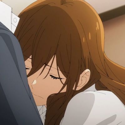 qq动漫情侣头像男一女，但愿明天也一样美好