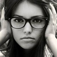 眼镜妹卖萌头像2015,带眼镜框的女生头像图片大全