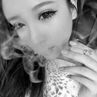 女生吸烟qq头像,来一支香烟解解我们的郁闷吧