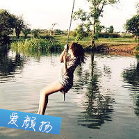 女生荡秋千唯美头像,荡来荡去荡出的是美好回忆