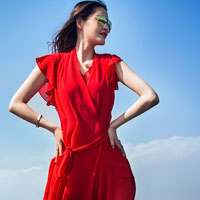 奥迪A5美女模特张雅琦性感写真,红车配美女