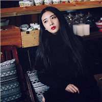 个性比较拽红唇猛女头像,有一股女汉子的味道吧