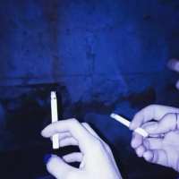 唯美又霸气的纹身展现出十足的女神范来
