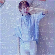 好多人都喜欢的带数学公式的女生头像图片共计23P