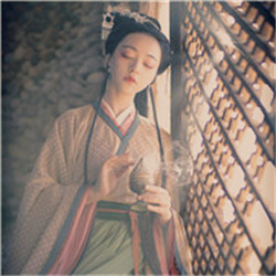 古风头像女有意境悲伤，真人似画中仙女一般的美丽