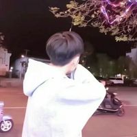 非主流男生头像力挺你的魅力，换上能助你一臂之力