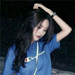2018非主流女生头像超拽霸气,有几张抽烟的图片