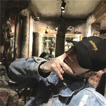 非主流男生冷酷头像，男人别把冷酷当成范er