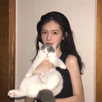 可爱女生和猫的头像
