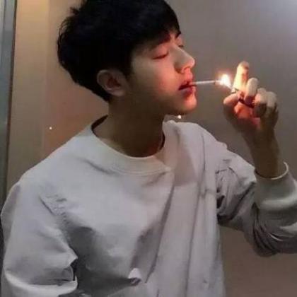 个性阳光青春男生帅气微博头像图片