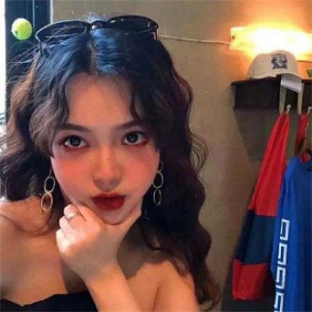 2020微信头像女伤心难过，美女伤心的样子也很美