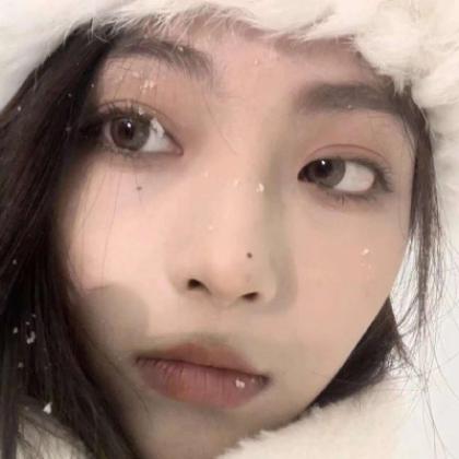 最新非主流女生头像，想用一生守护的女人