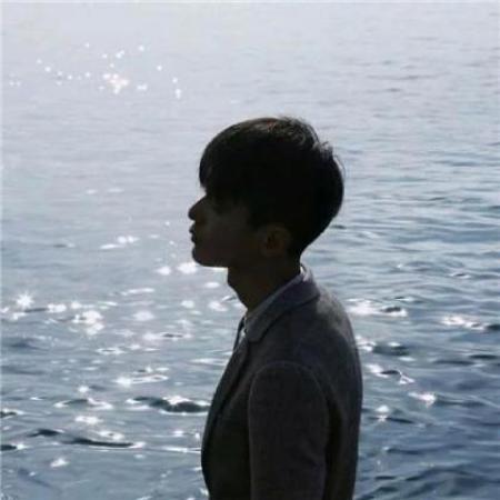 小清新头像男生背影图片，很唯美女生看了就喜欢的