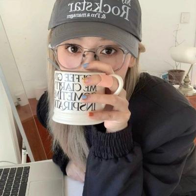 qq头像非主流女生头像，遇到让你心动的女头快保存吧