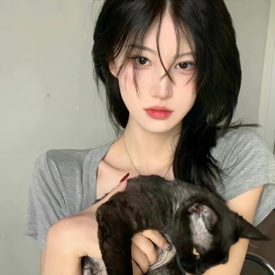 伤感女生头像真人,非主流，一个女人迷失自己