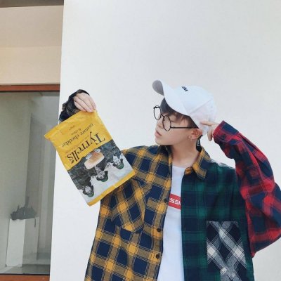 吸引人很霸气的男生冷酷头像，相貌平平表情有点冷的