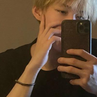 个性搞怪男生ins风头像，好喜欢搞怪的男头有点意思