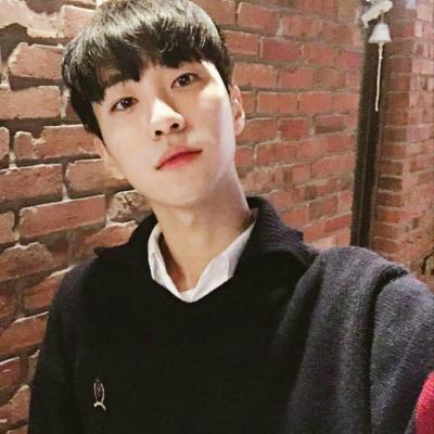 归来仍是少年 男生头像ins风潮流