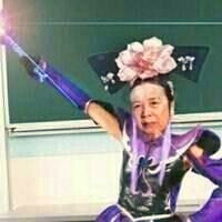有意思的,很雷人的qq真人搞笑头像图片,你要是不笑一定不正常了