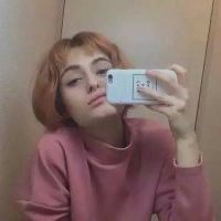 外国女生头像奇葩搞怪头像，抽烟的、让人看笑的