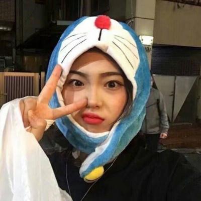可爱搞怪女生头像真人，抖音超酷女生经典分享了