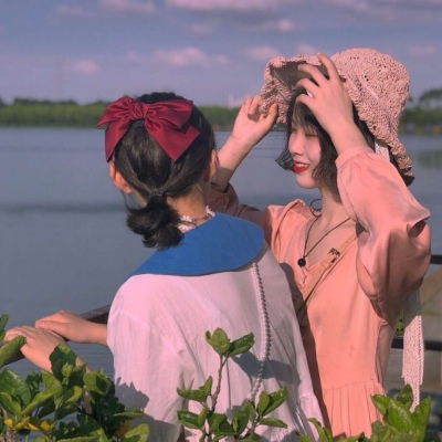 唯美意境闺蜜头像，两个人一张一对两张的