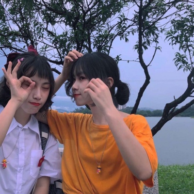 唯美意境闺蜜头像，两个人一张一对两张的